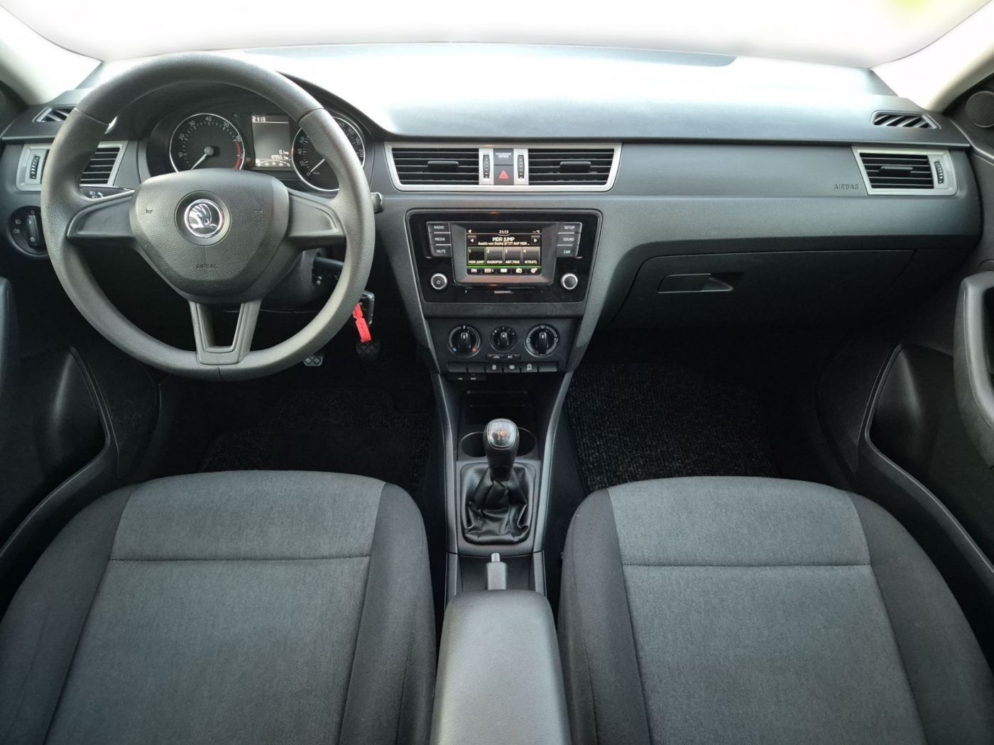 Škoda Rapid Spaceback Red &amp; Grey 1.2 TSI PDC Klima Bild 12