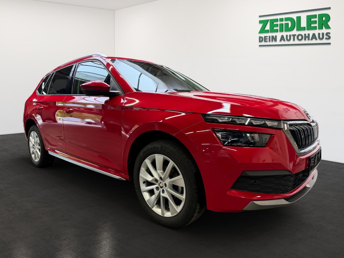Škoda Kamiq 1.0 TSI Style LM Navi Kam. 2xKlima KeyLess Bild 2