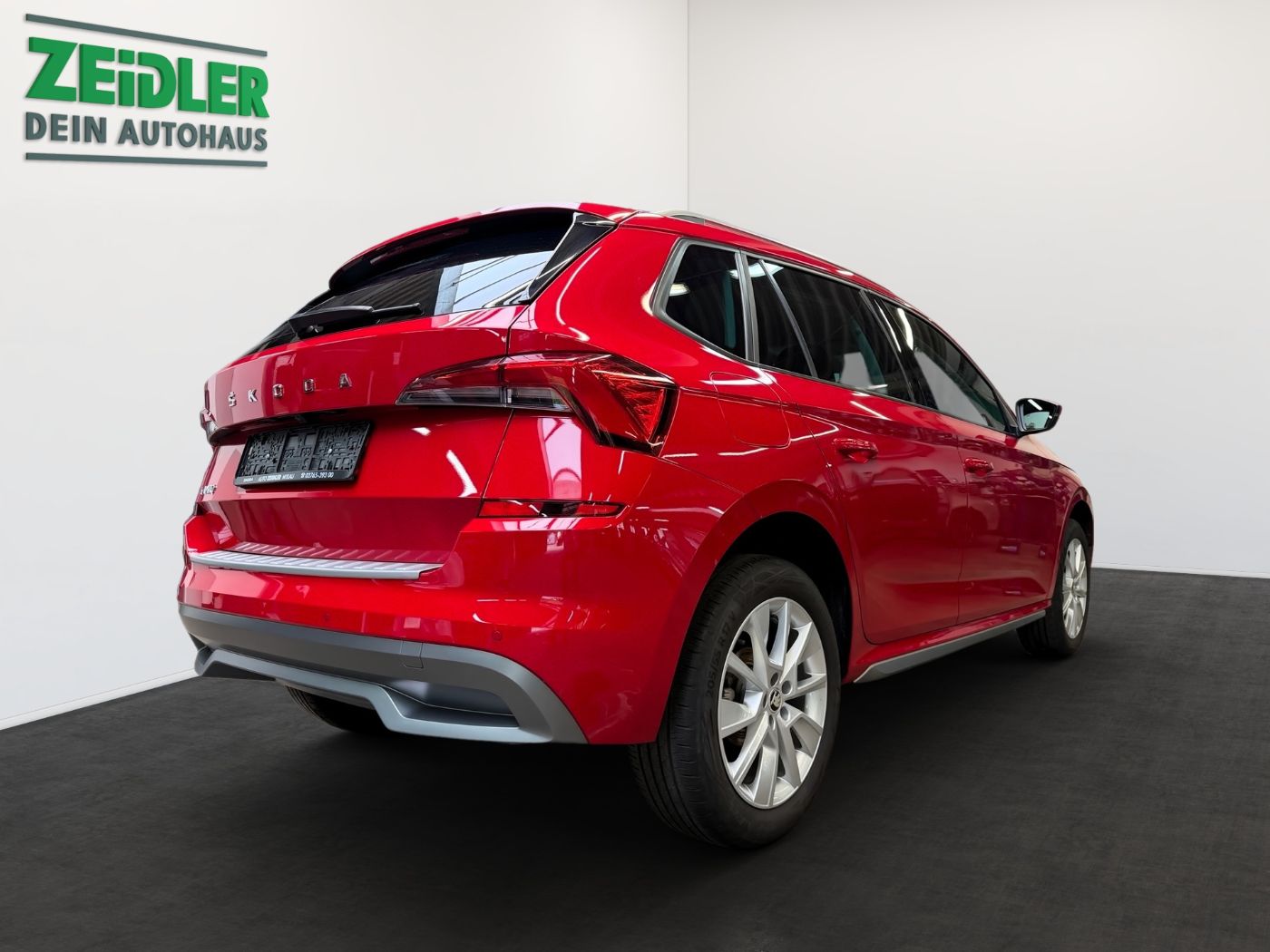 Škoda Kamiq 1.0 TSI Style LM Navi Kam. 2xKlima KeyLess Bild 3