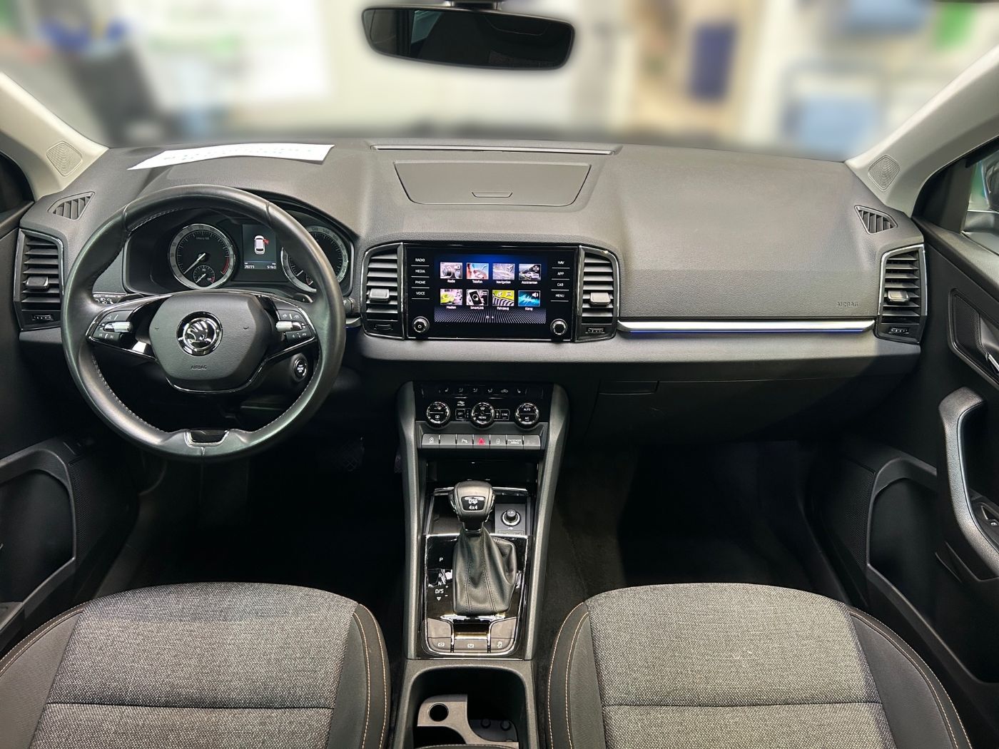 Škoda Karoq 2.0 TDI Clever 4x4 DSG AHK Navi Kam.2xKlima Bild 10