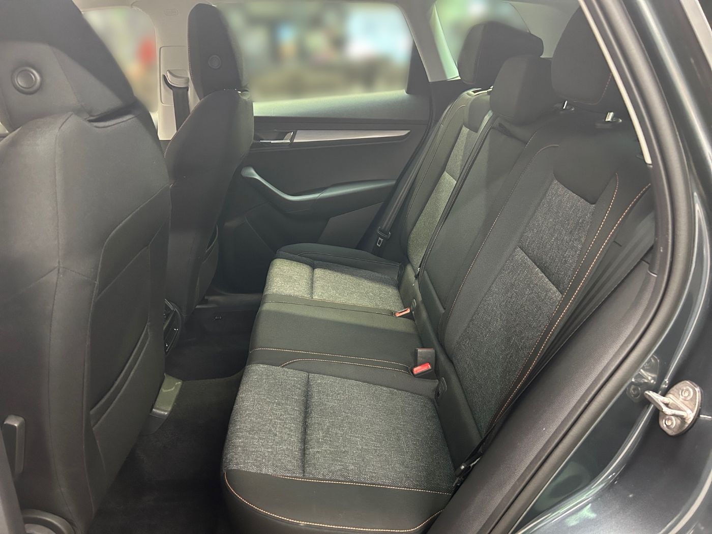 Škoda Karoq 2.0 TDI Clever 4x4 DSG AHK Navi Kam.2xKlima Bild 11