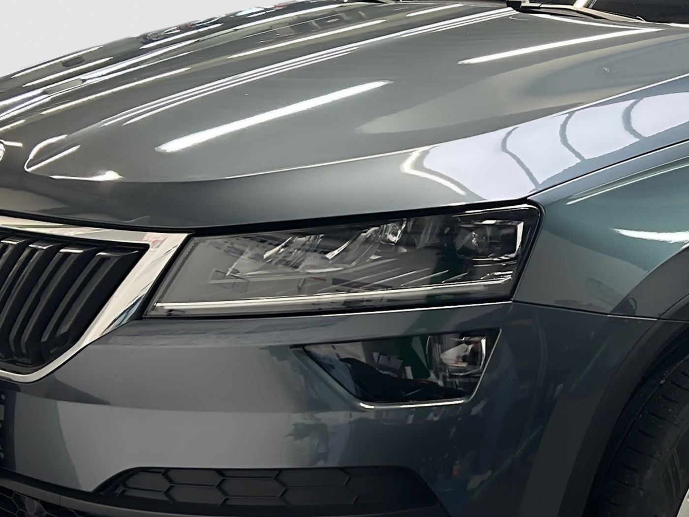 Škoda Karoq 2.0 TDI Clever 4x4 DSG AHK Navi Kam.2xKlima Bild 5