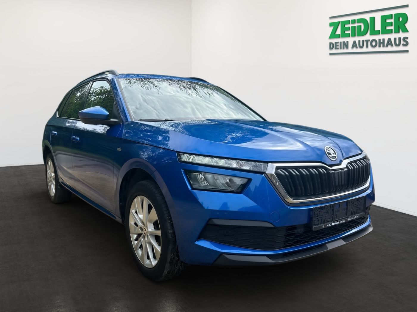 Škoda Kamiq 1.0 TSI Tour DSG LM Navi 2xKlima AHK LED Bild 2