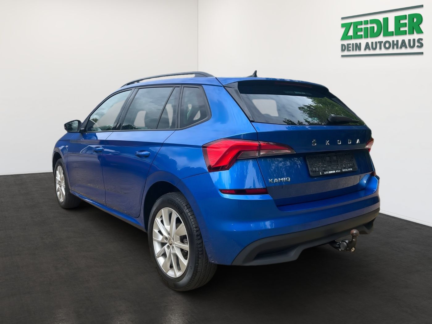 Škoda Kamiq 1.0 TSI Tour DSG LM Navi 2xKlima AHK LED Bild 4