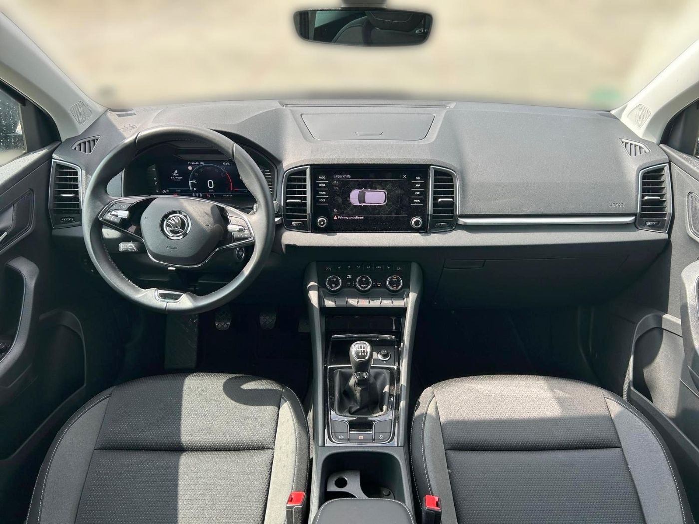 Škoda Karoq 1.5 TSI ACT Tour LED Navi Kam. 2xKlima ACC Bild 13
