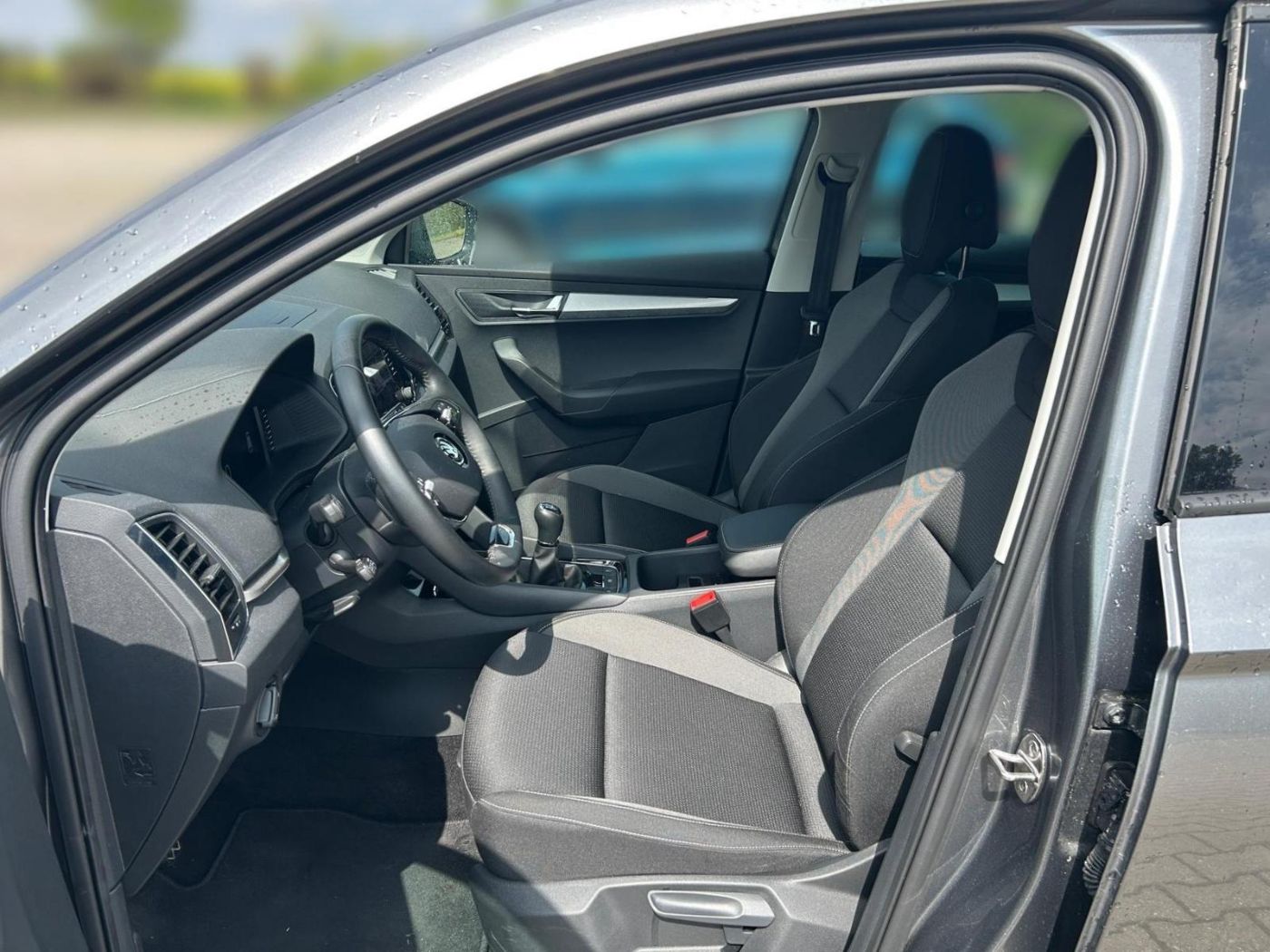 Škoda Karoq 1.5 TSI ACT Tour LED Navi Kam. 2xKlima ACC Bild 7