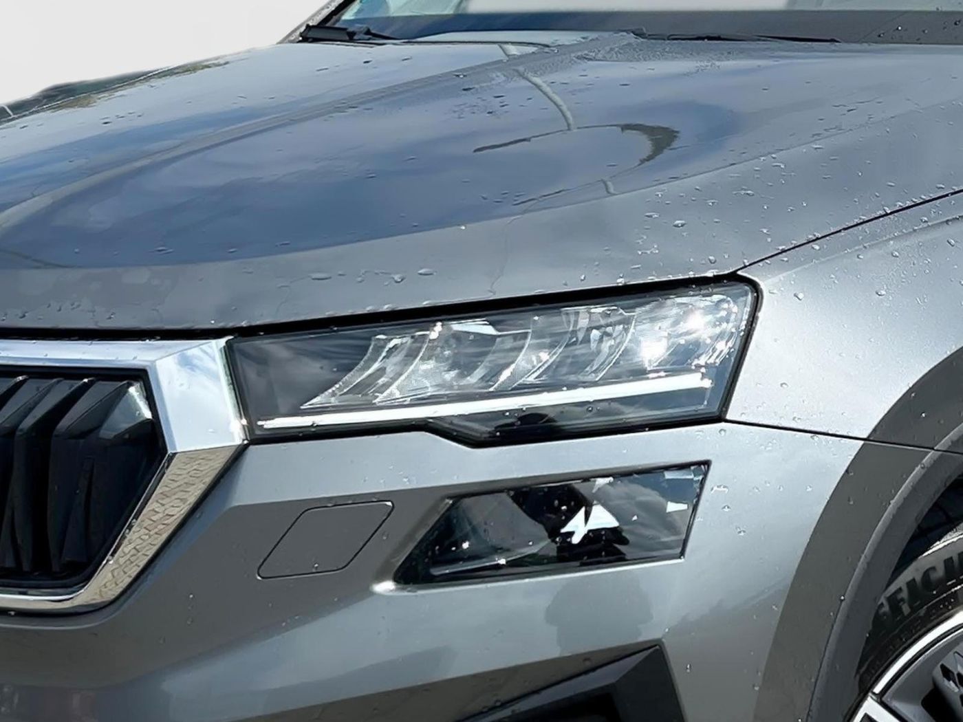 Škoda Karoq 1.5 TSI ACT Tour LED Navi Kam. 2xKlima ACC Bild 5