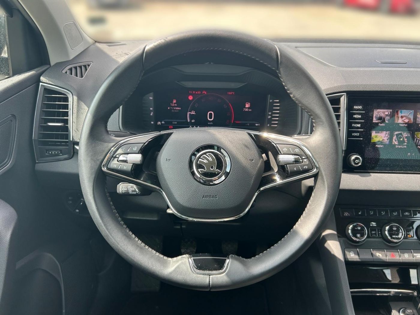 Škoda Karoq 1.5 TSI ACT Tour LED Navi Kam. 2xKlima ACC Bild 11