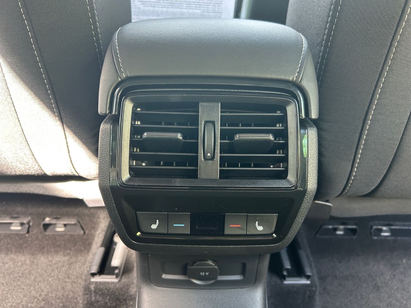 Škoda Karoq Sportline 2,0 TDI 4x4 DSG Navi SportS. Kam. Bild 15