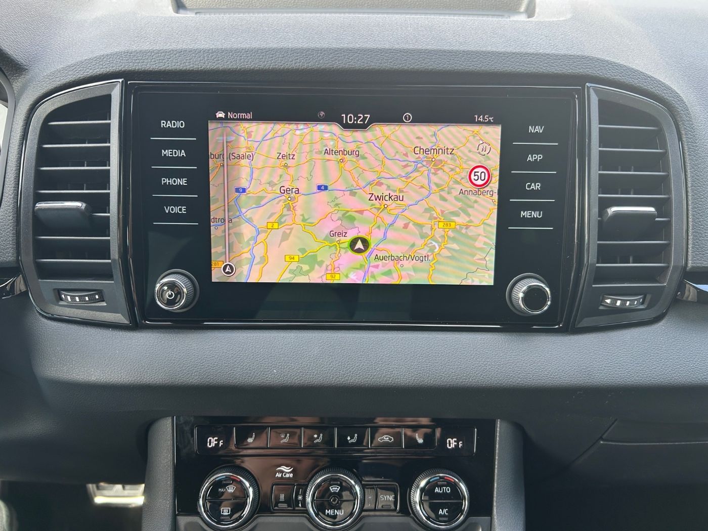 Škoda Karoq Sportline 2,0 TDI 4x4 DSG Navi SportS. Kam. Bild 16