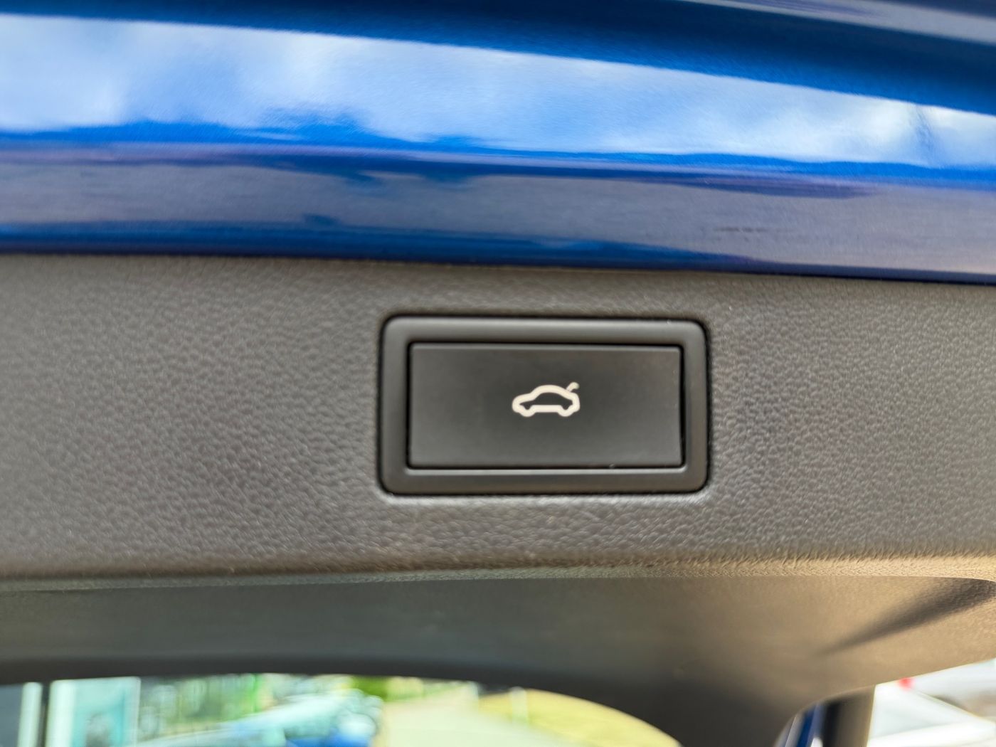 Škoda Kamiq Tour 1,0 TSI LM Kam. 2xKlima AHK KeyLess Bild 13