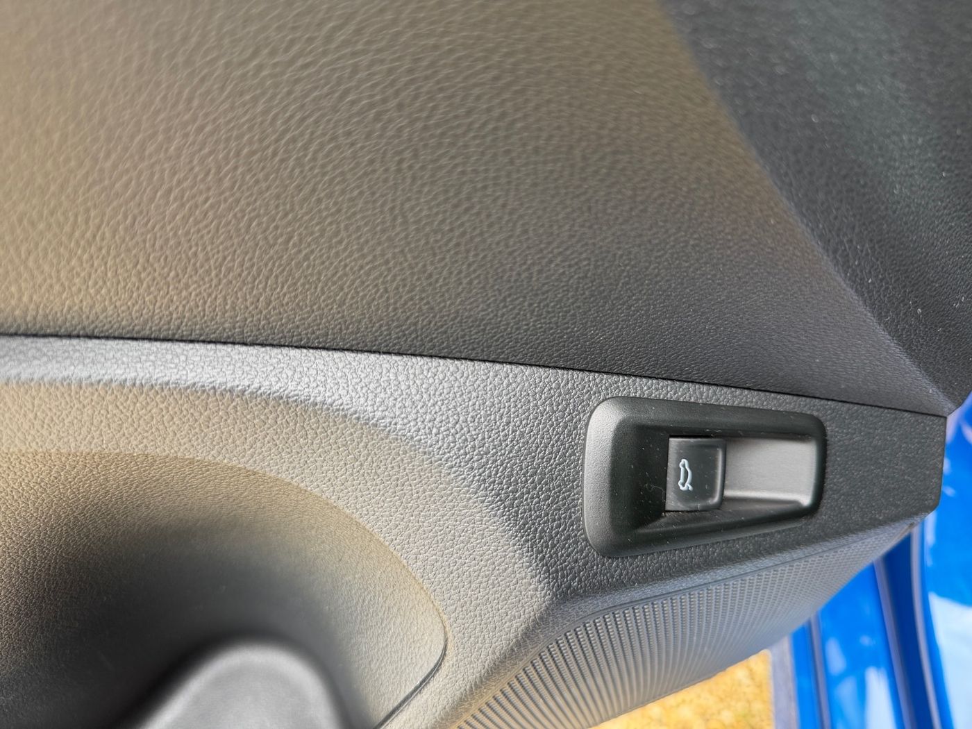 Škoda Kamiq Tour 1,0 TSI LM Kam. 2xKlima AHK KeyLess Bild 15