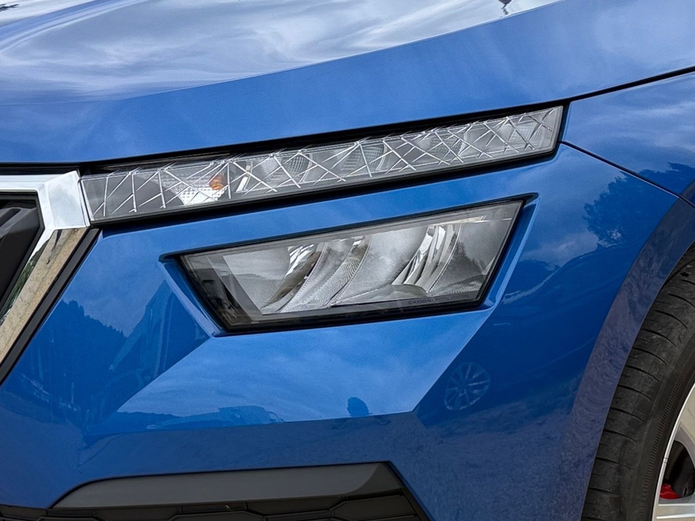 Škoda Kamiq Tour 1,0 TSI LM Kam. 2xKlima AHK KeyLess Bild 5