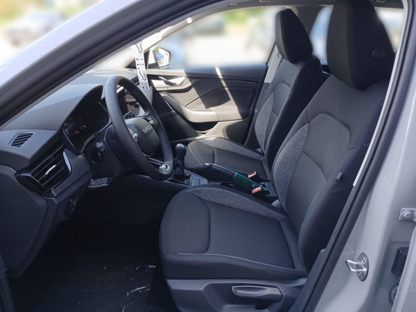 Škoda Scala 1.0 TSI Essence LED PDC SHZ SpurH Klima Bild 7