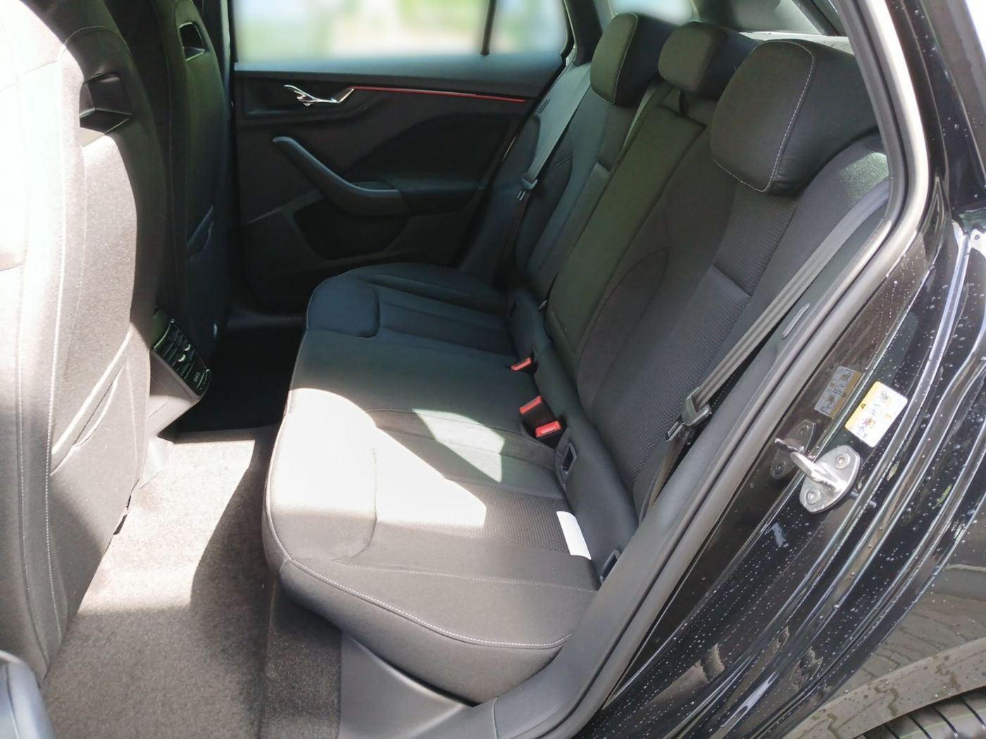 Skoda Kamiq Selection 1,0 TSI LED RFK Kessy Beh. FS Bild 11
