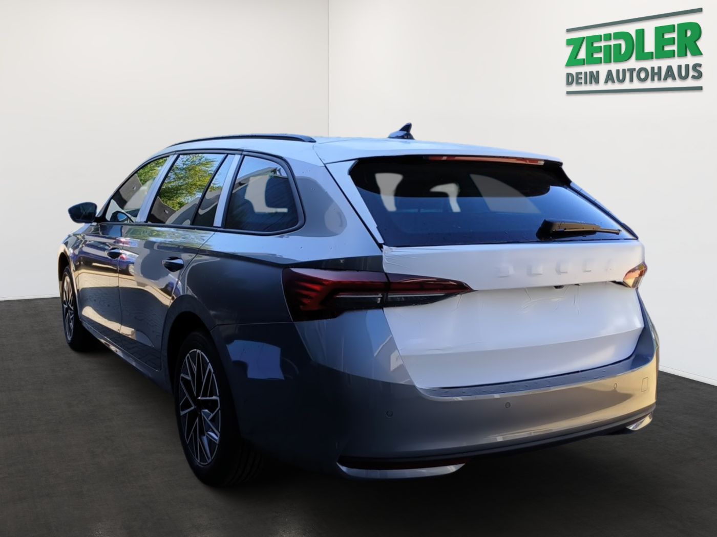 Škoda Octavia Combi Balance 2,0 TDI DSG Navi Kam. 4xSHZ Bild 4