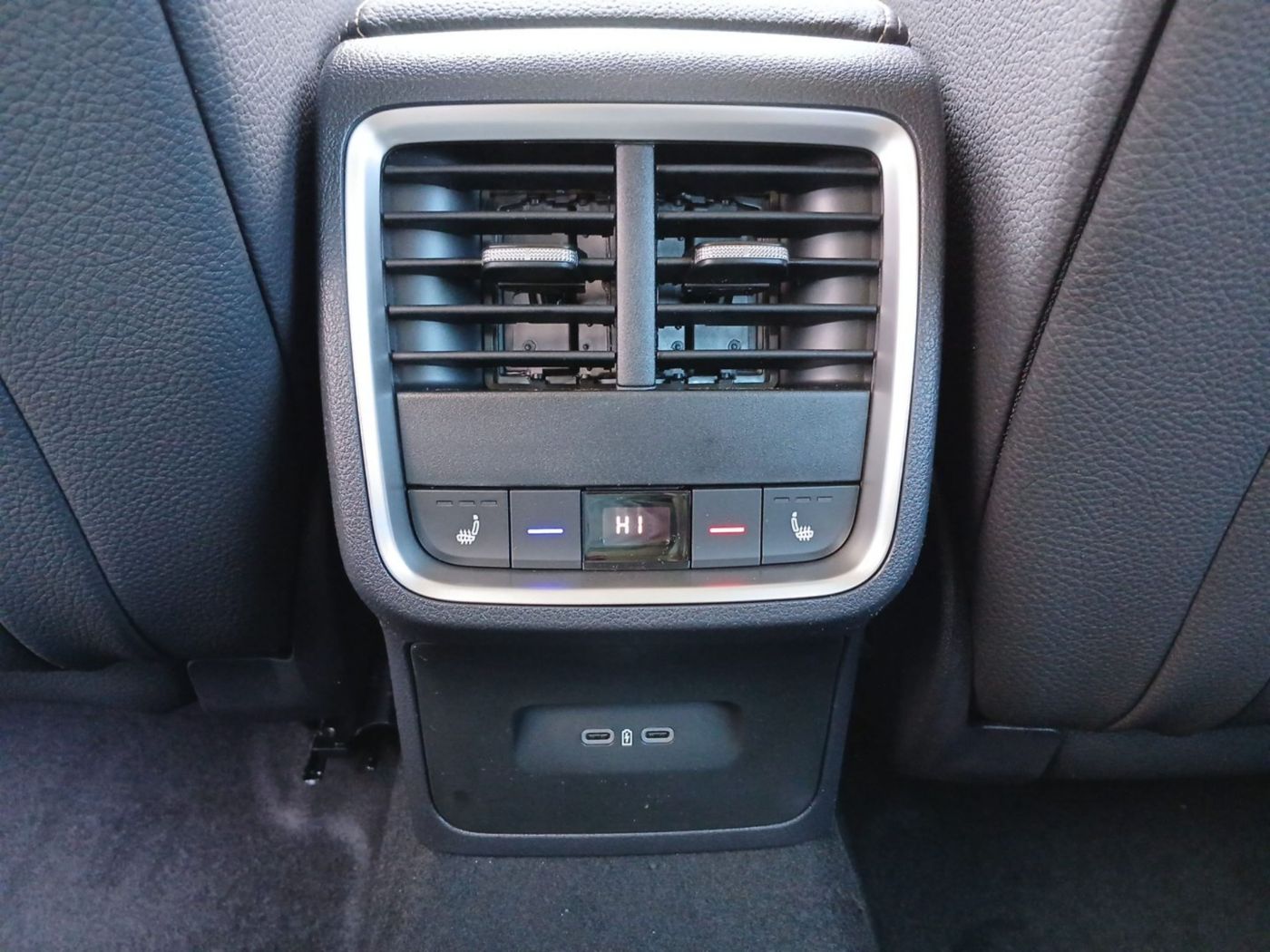 Škoda Octavia Combi Selection 2,0 TDI DSG Navi 4xSHZ Bild 12