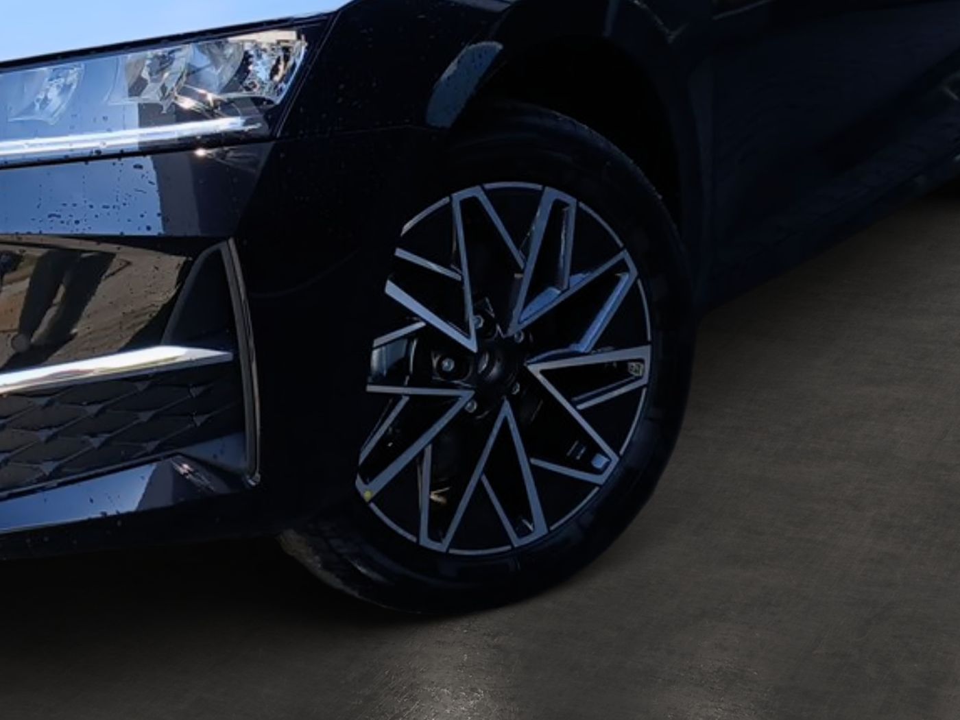 Škoda Octavia Combi Selection 2,0 TDI DSG Navi 4xSHZ Bild 6