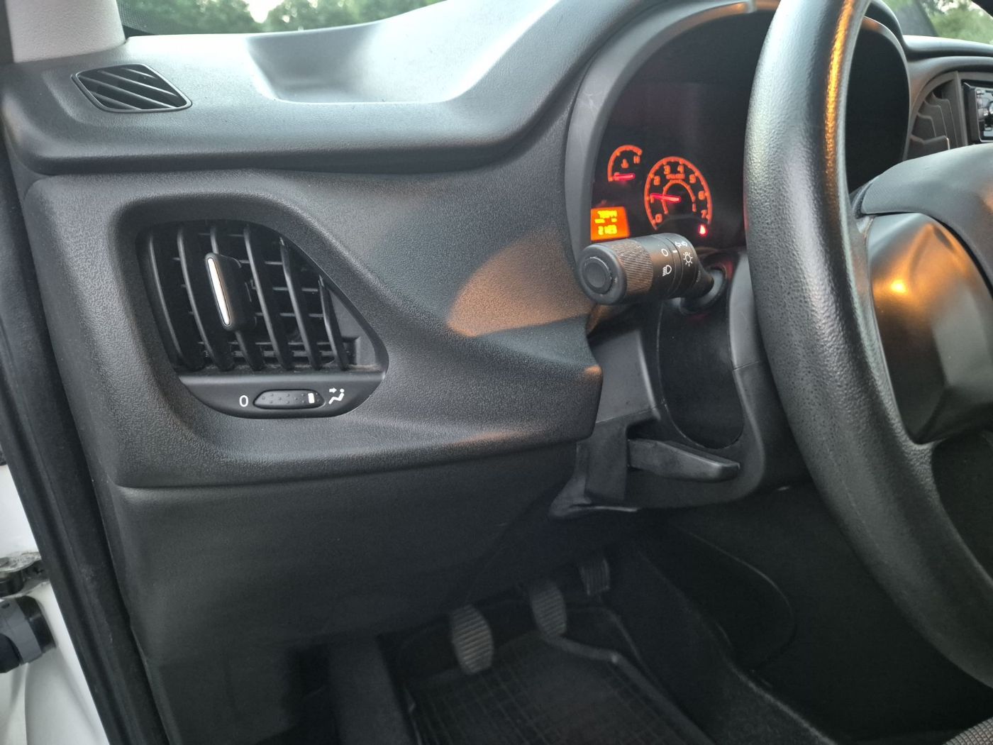 Fiat Dobl Cargo Kasten 1.3 Multijet Klima Schiebet&uuml;r Bild 9