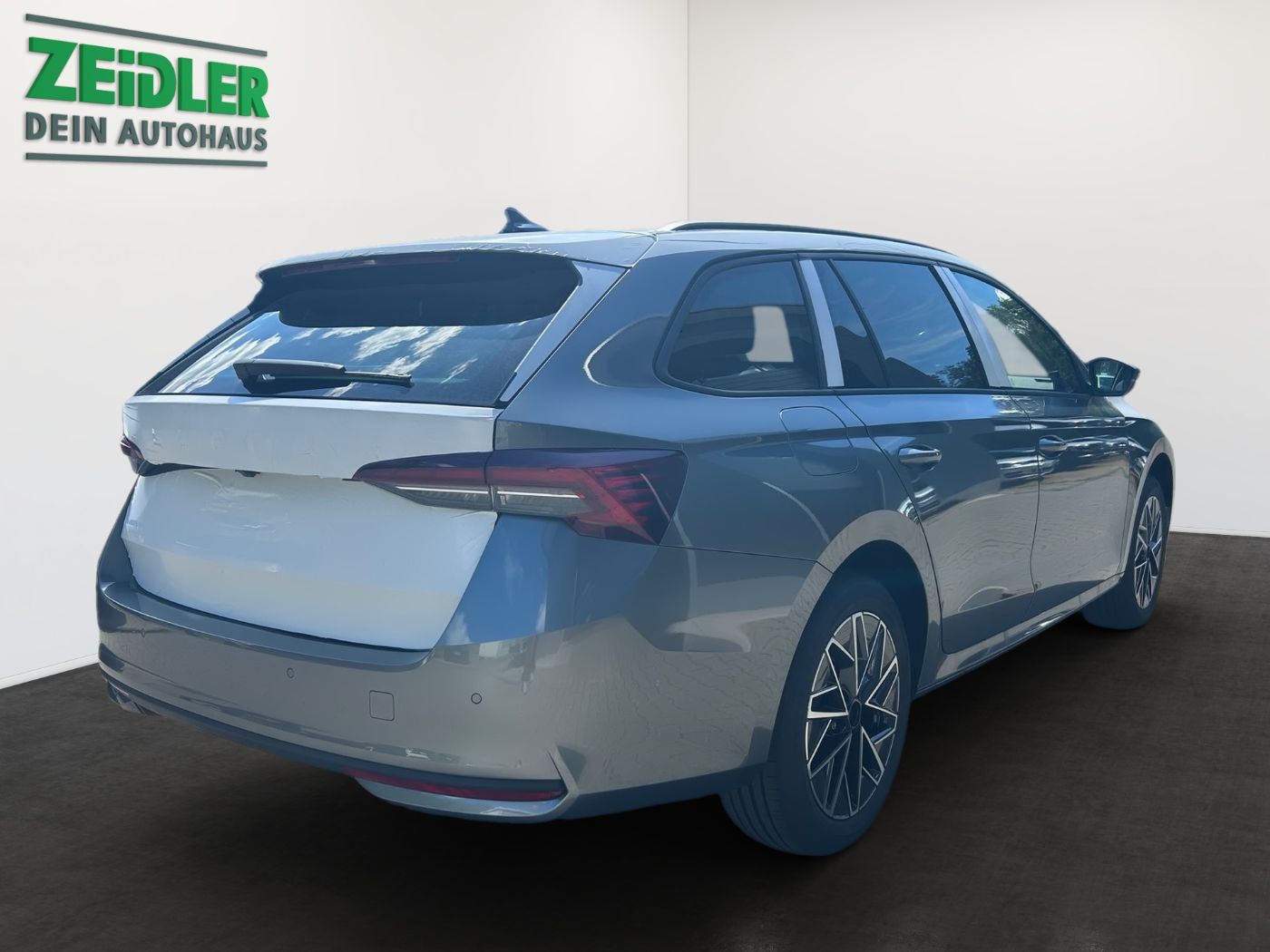 Škoda Octavia Combi Balance 1,5 TSI Navi Kam. 4xSHZ Bild 3