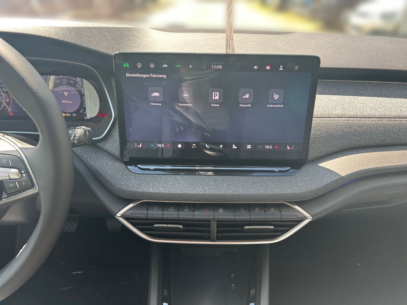 Škoda Octavia Combi Balance 1,5 TSI Navi Kam. 4xSHZ Bild 9
