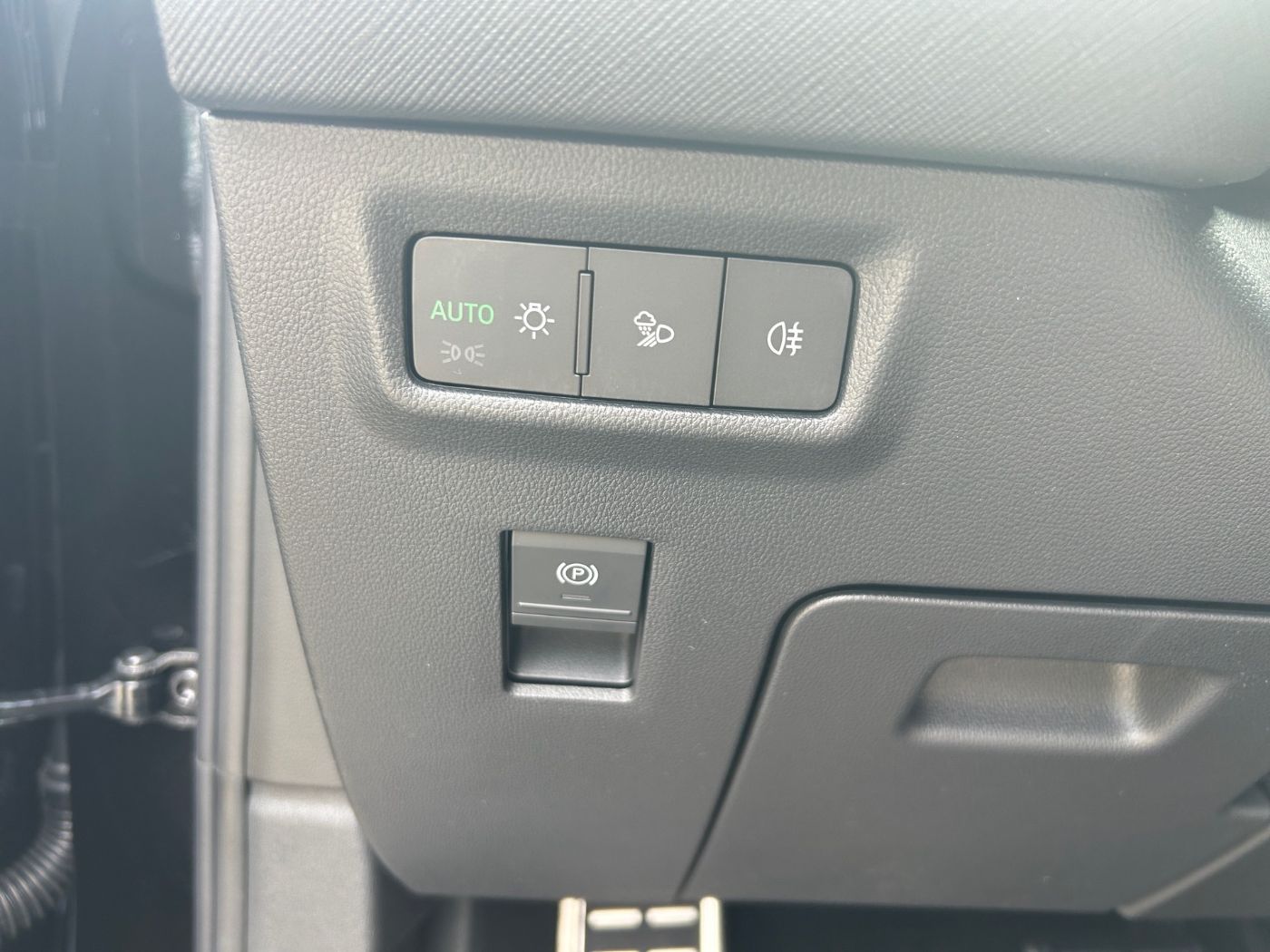 Skoda Kodiaq 1.5 TSI iV Sportline Navi AHZV 360 Bild 18
