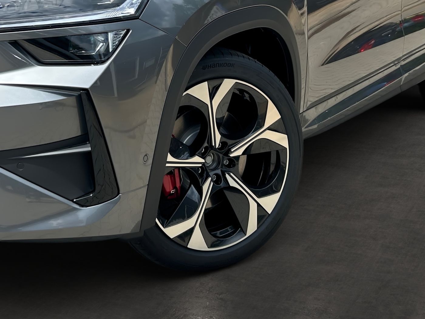 Škoda Kodiaq RS 2,0 TSI 4x4 DSG Navi AHZV Kam. 360 Bild 6