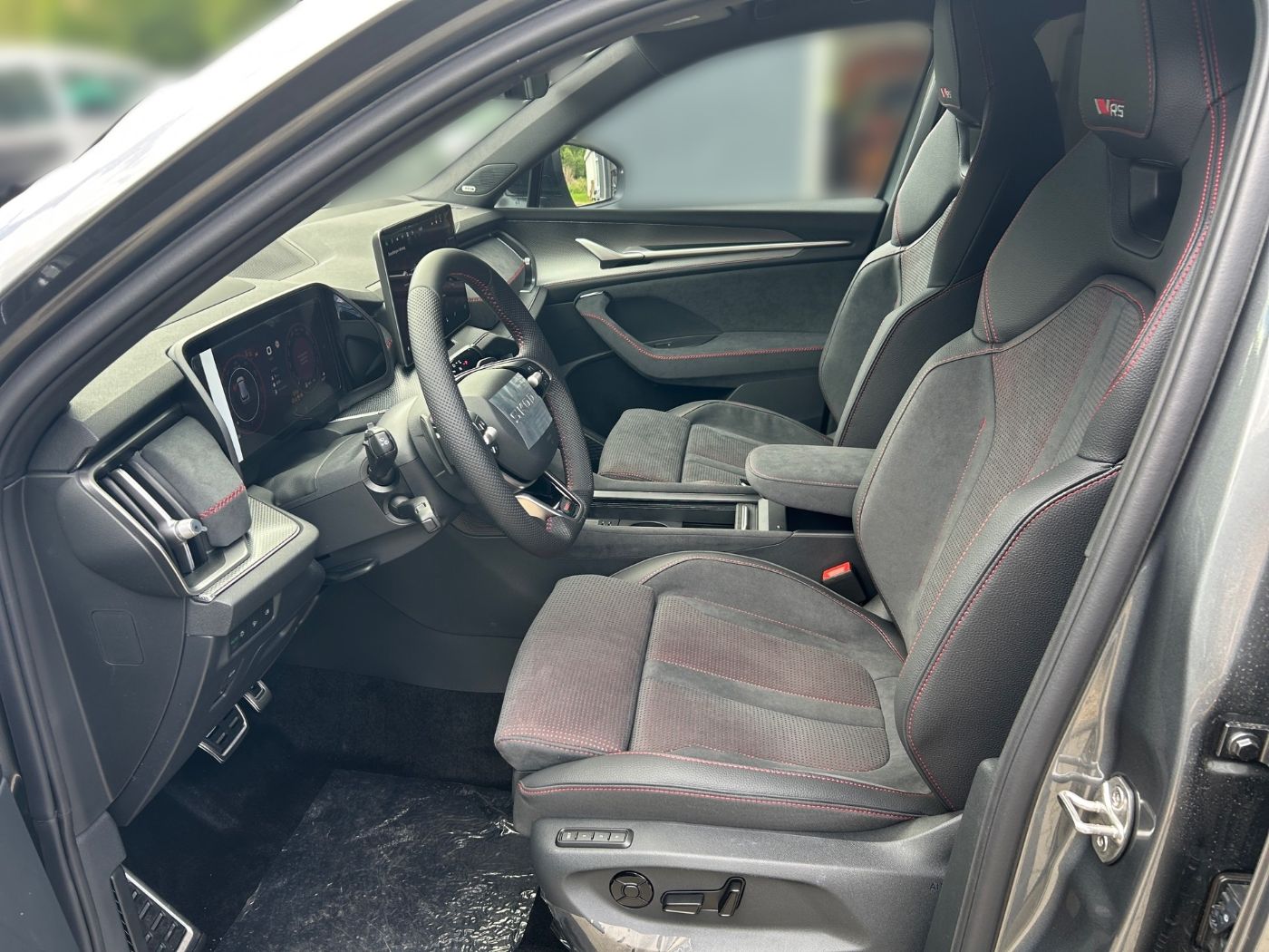 Škoda Kodiaq RS 2,0 TSI 4x4 DSG Navi AHZV Kam. 360 Bild 7
