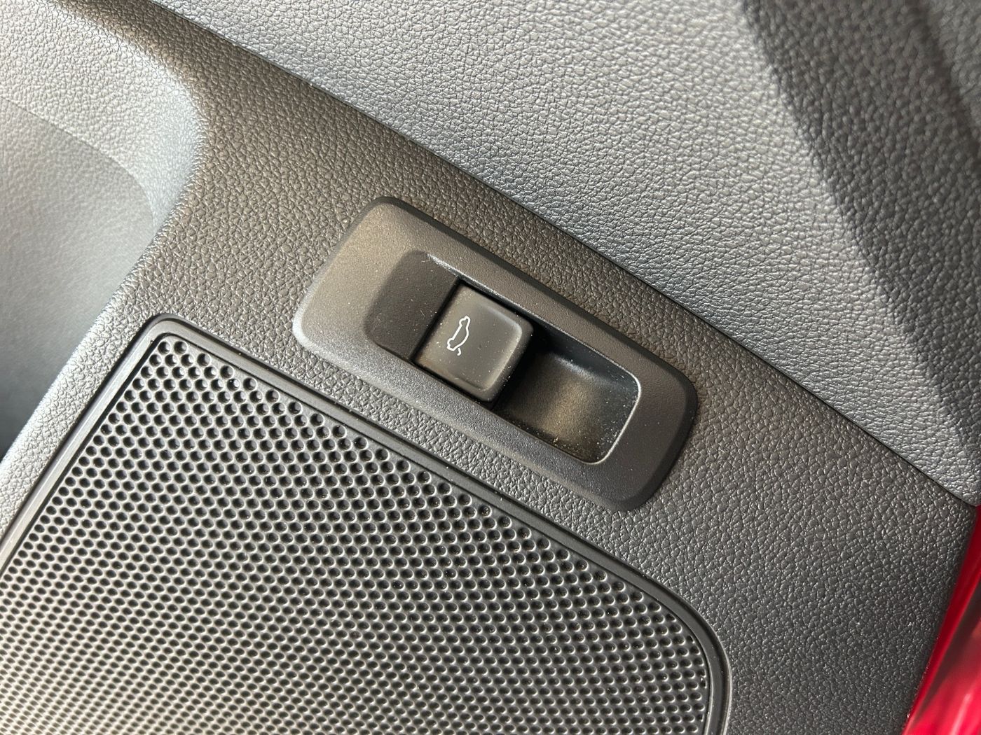 Škoda Karoq 1.5 TSI ACT Style LM Navi Pano SportS. AHK Bild 16