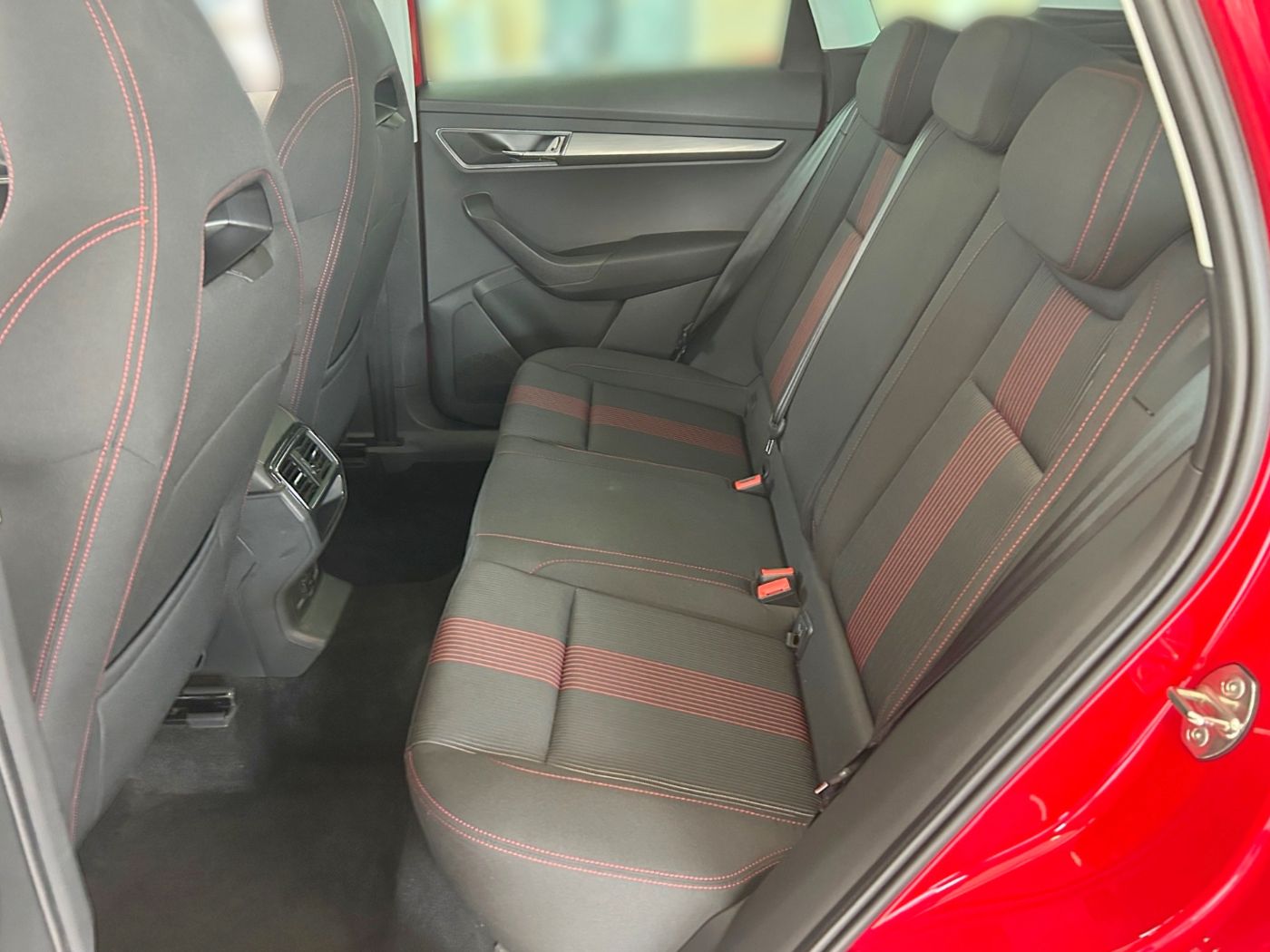 Škoda Karoq 1.5 TSI ACT Style LM Navi Pano SportS. AHK Bild 12