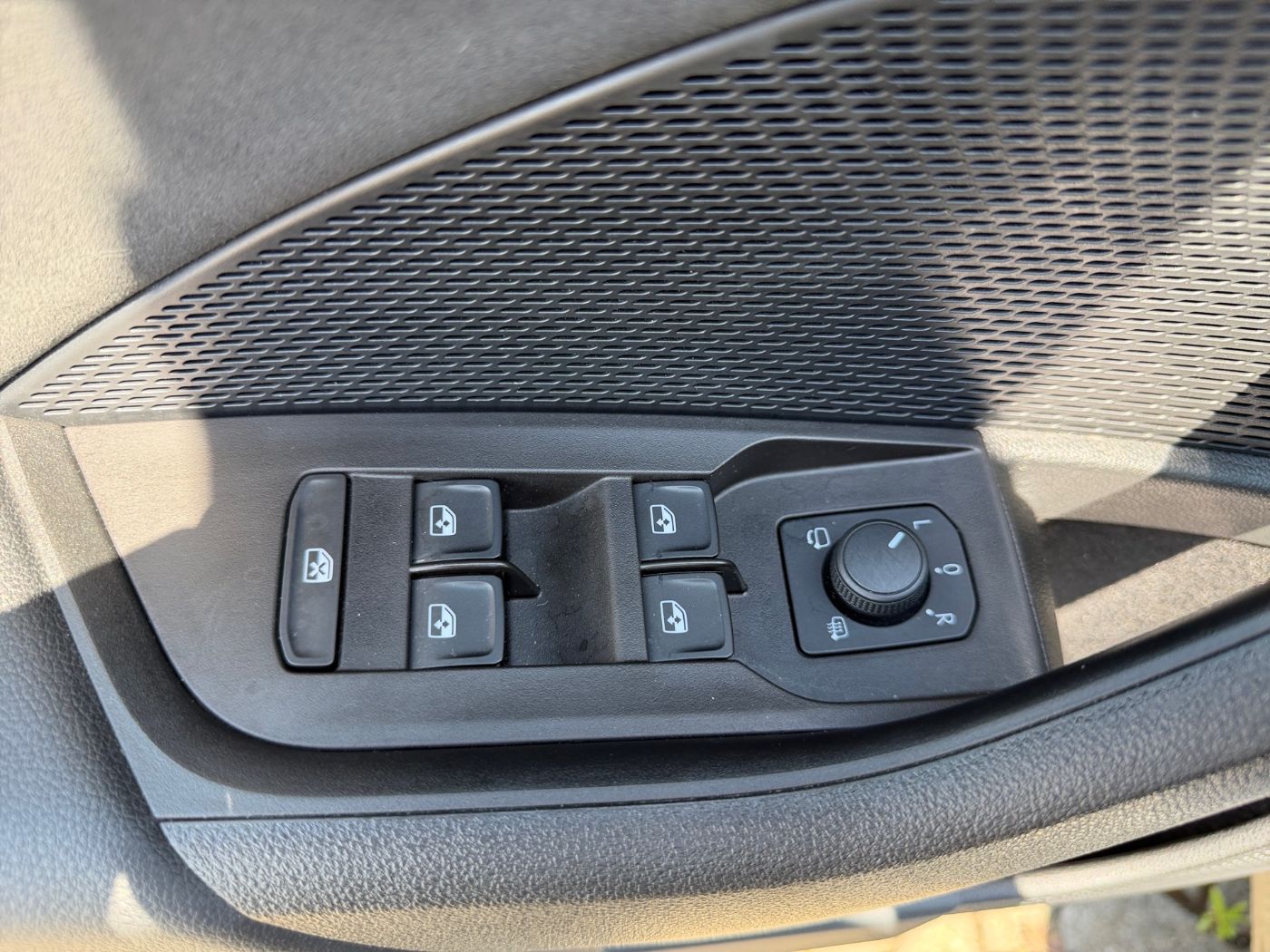 Škoda Octavia Combi RS 2.0 TSI DSG LM SportS. Standhzg. Bild 13