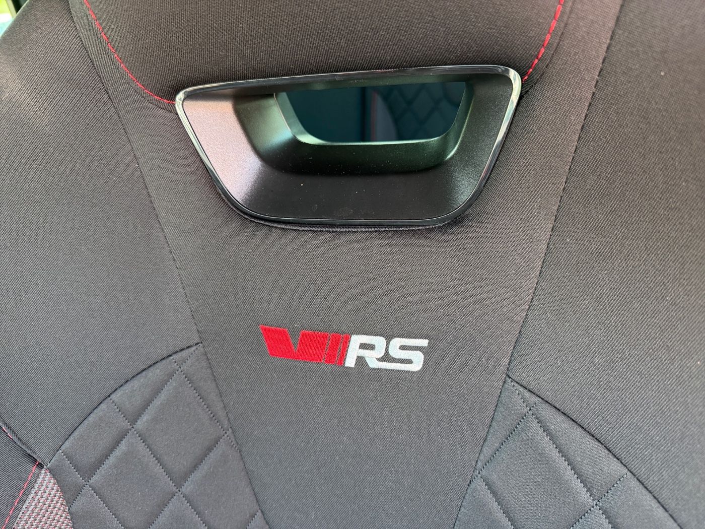 Škoda Octavia Combi RS 2.0 TSI DSG LM SportS. Standhzg. Bild 15