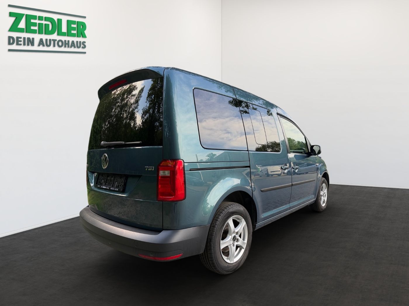 VW Caddy PKW Trendline 1,0 TSI BMT Klima PDC SHZ Bild 3