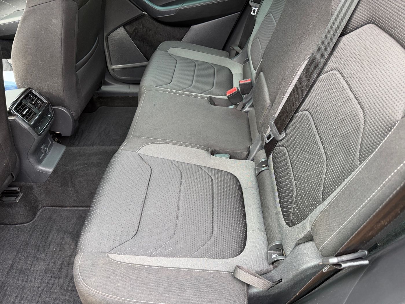 Škoda Kodiaq Tour 2.0 TSI 4x4 DSG AHK Matrix ParkAss Bild 11