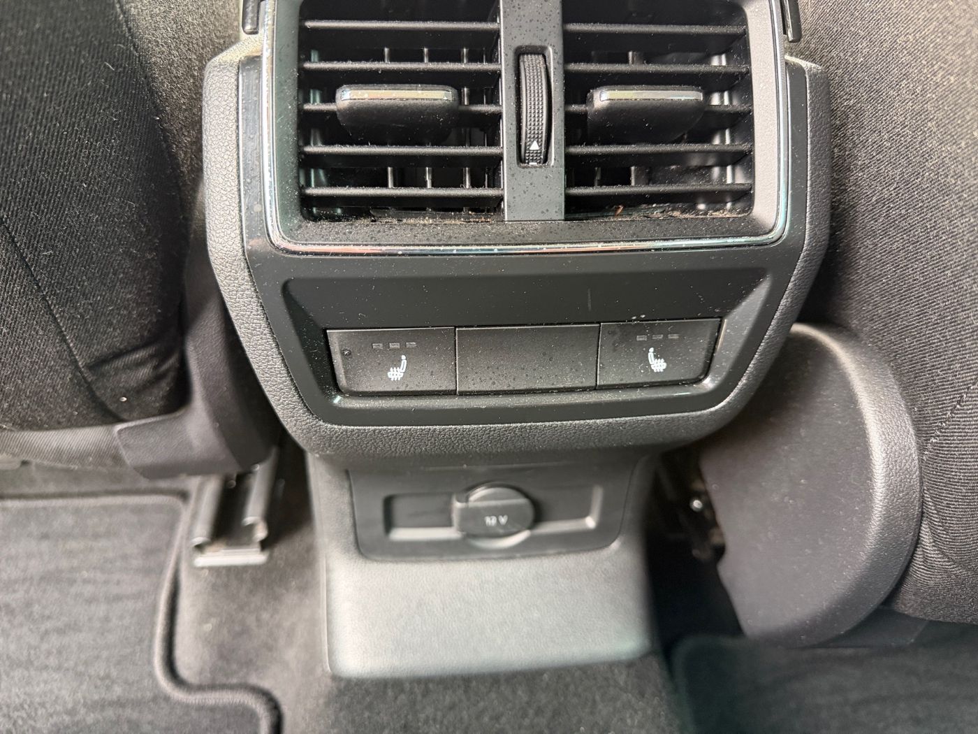 Škoda Kodiaq Tour 2.0 TSI 4x4 DSG AHK Matrix ParkAss Bild 17