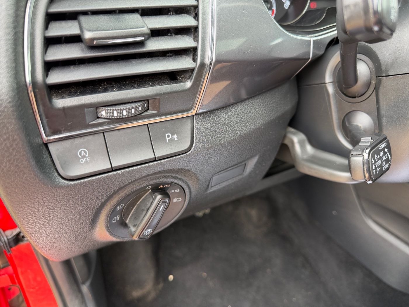 Škoda Fabia Combi Clever Best of 1,0 TSI LM Navi Pano Bild 14