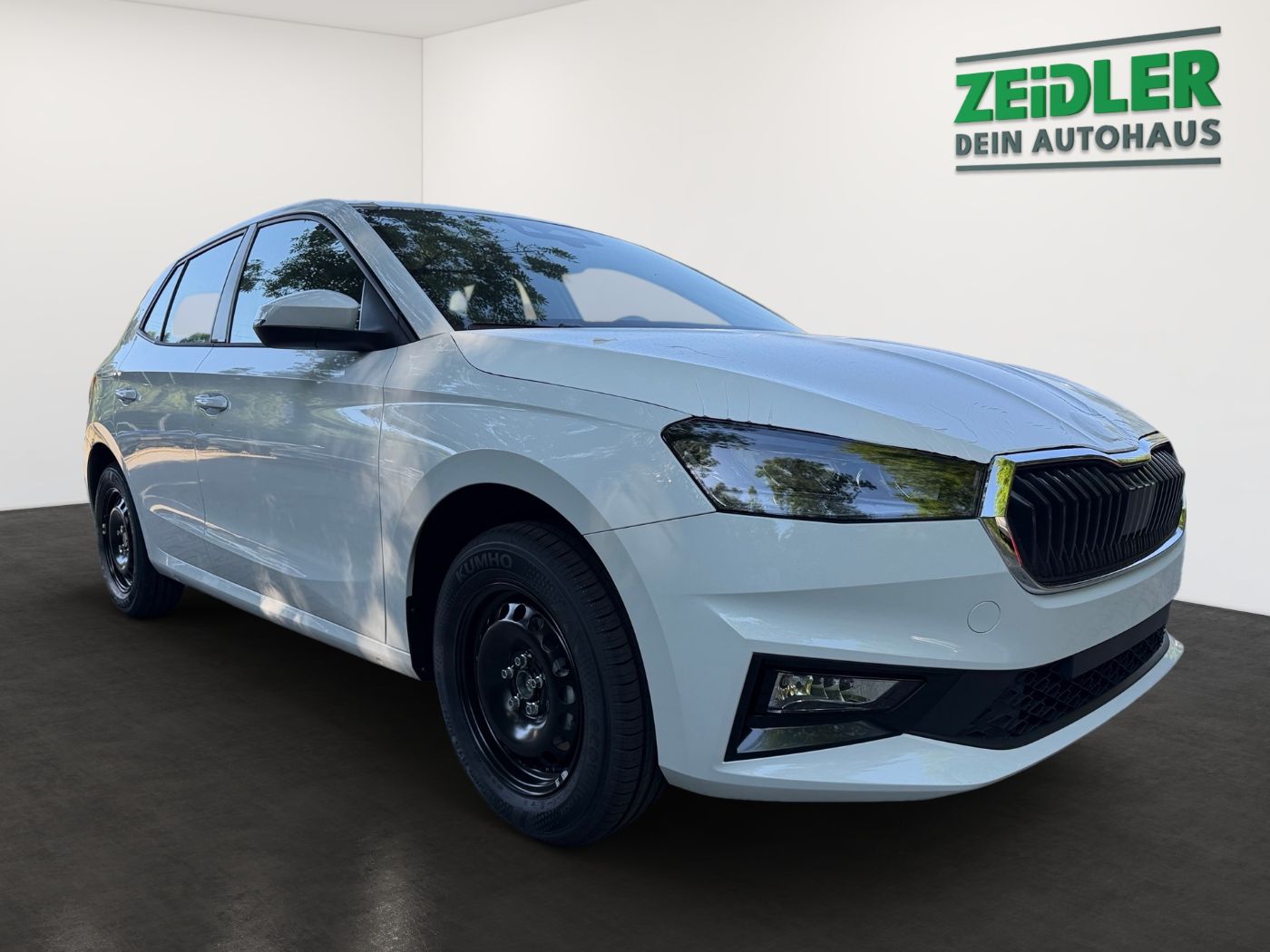 Škoda Fabia Essence 1,0 MPI LED PDC SHZ SpurH Bild 2
