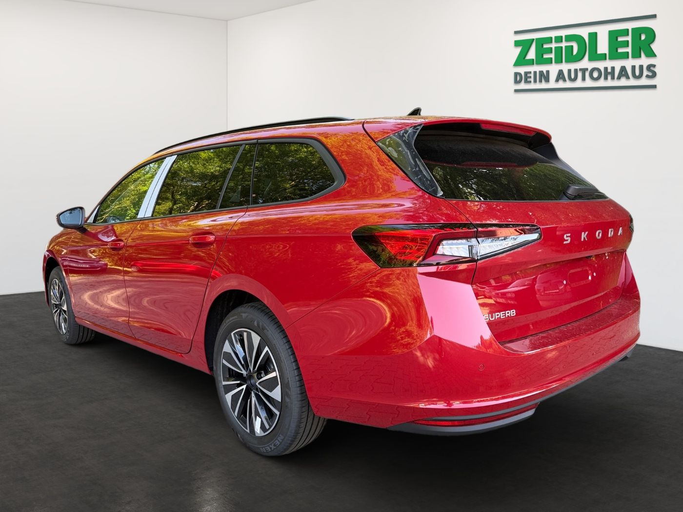 Škoda Superb Combi Essence 1.5 TSI mHEV DSG Navi Kam. Bild 4