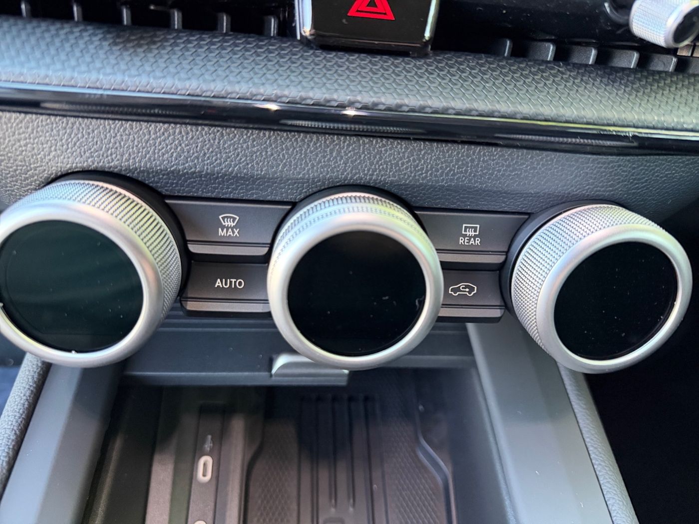 Škoda Superb Combi Essence 1.5 TSI mHEV DSG Navi Kam. Bild 16