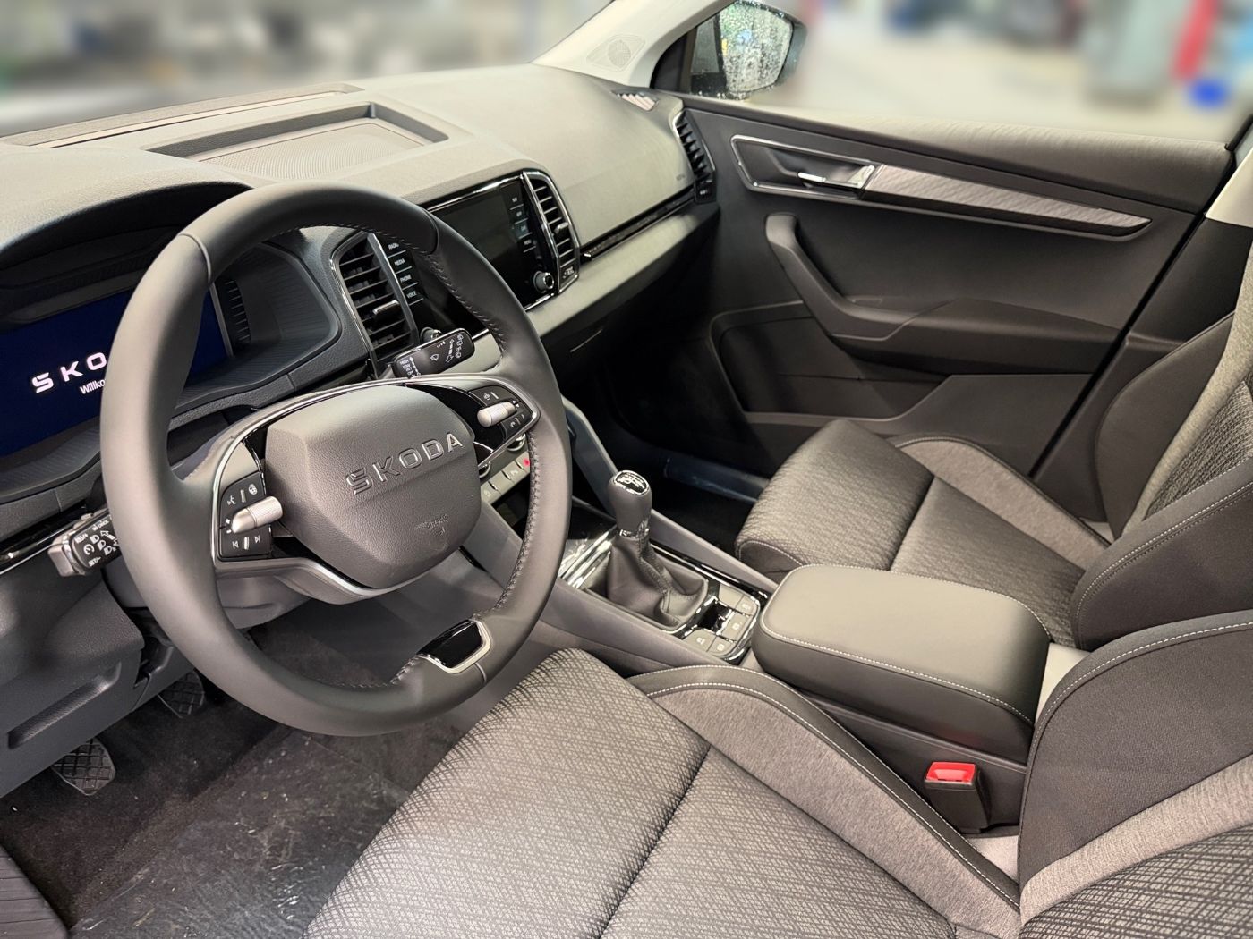 Škoda Karoq Balance 1,5 TSI DSG LM Navi Kam. 2xKlima Bild 7