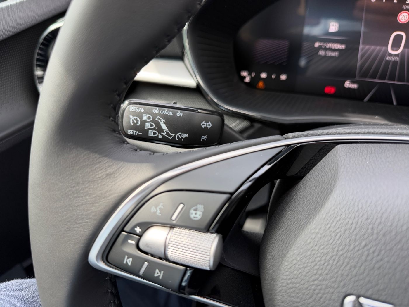 Škoda Fabia Balance 1,0 TSI LM SHZ beh. FS KlimaA Bild 14