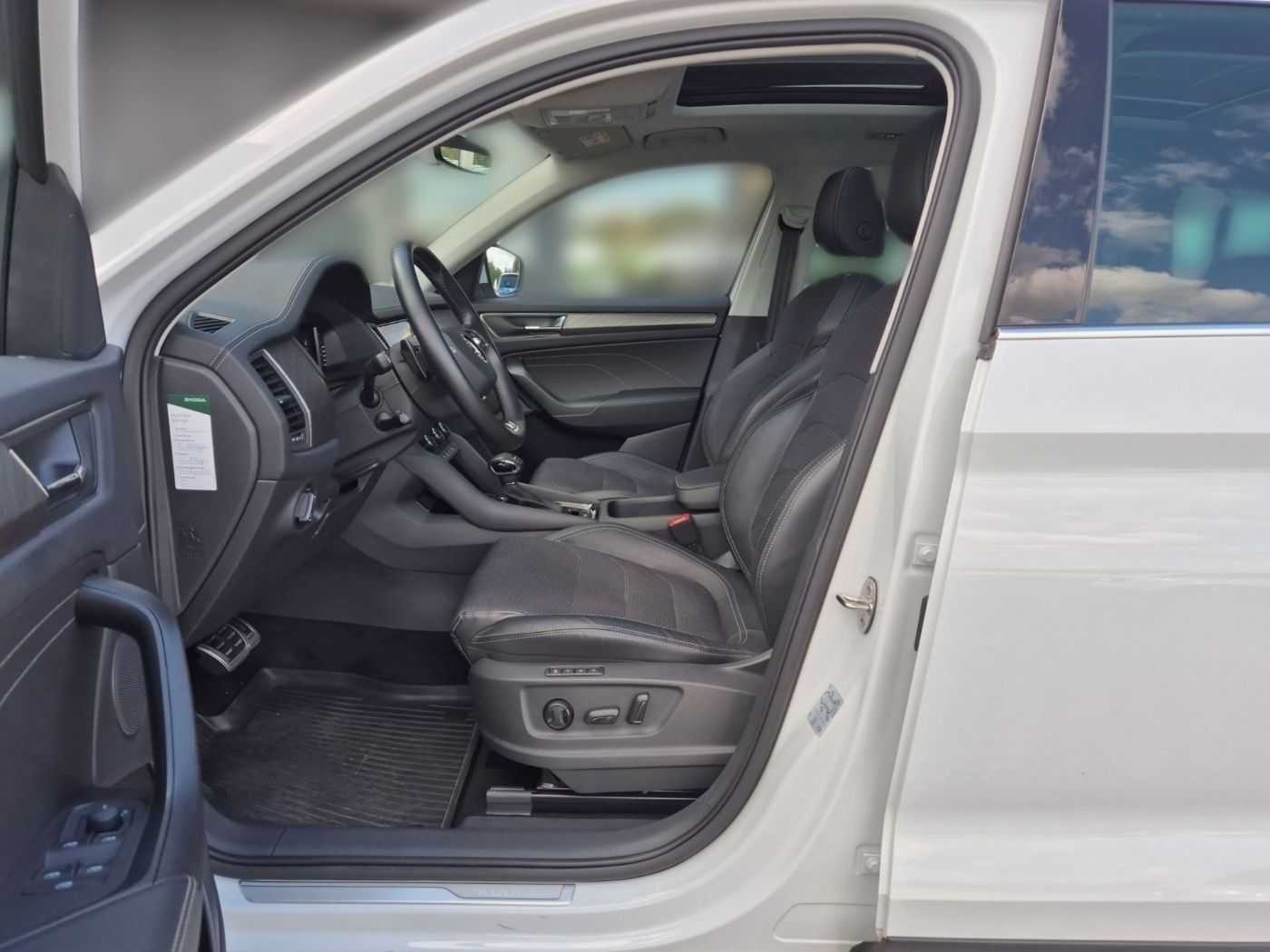 Škoda Kodiaq Style 2.0 TSI 4x4 DSG Navi Pano Kam. ACC Bild 7