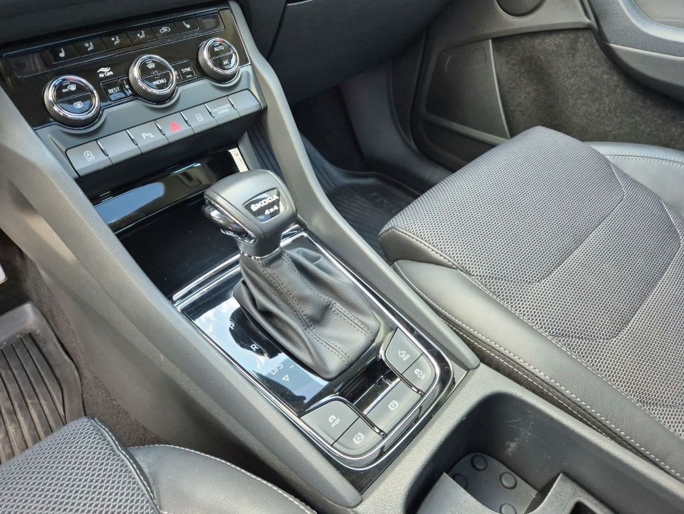 Škoda Kodiaq Style 2.0 TSI 4x4 DSG Navi Pano Kam. ACC Bild 13