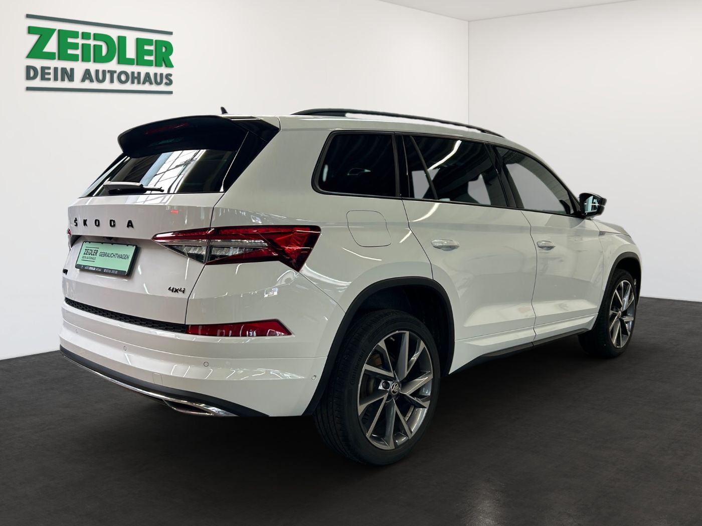 Škoda Kodiaq Sportline 2,0 TDI 4x4 DSG AHK Matrix 360 Bild 3