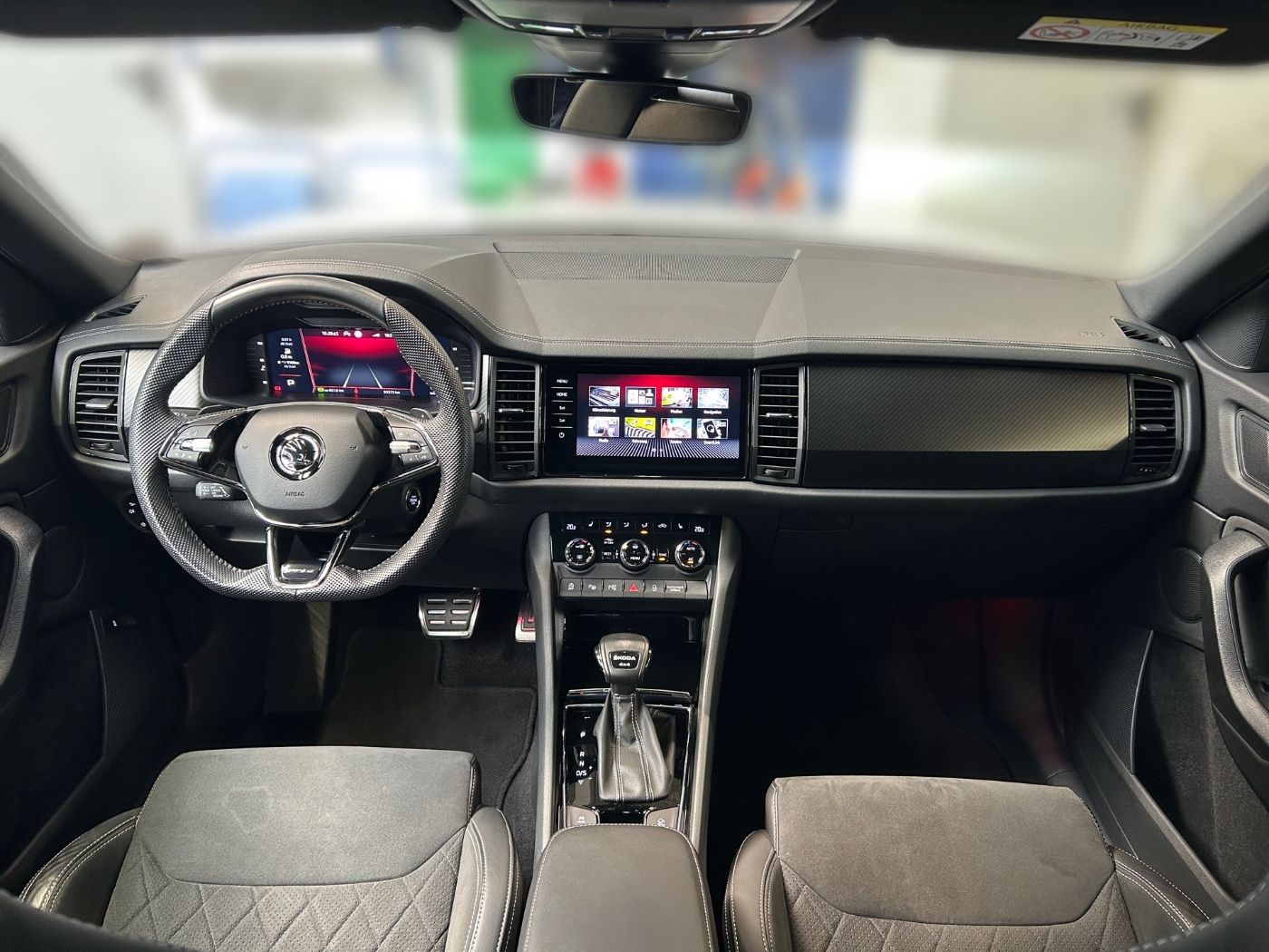 Škoda Kodiaq Sportline 2,0 TDI 4x4 DSG AHK Matrix 360 Bild 9