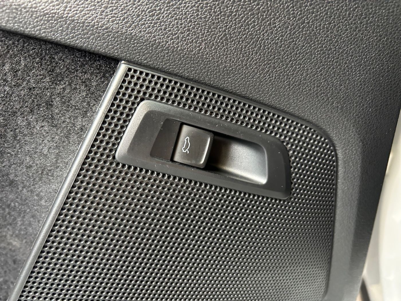 Škoda Kodiaq Sportline 2,0 TDI 4x4 DSG AHK Matrix 360 Bild 12