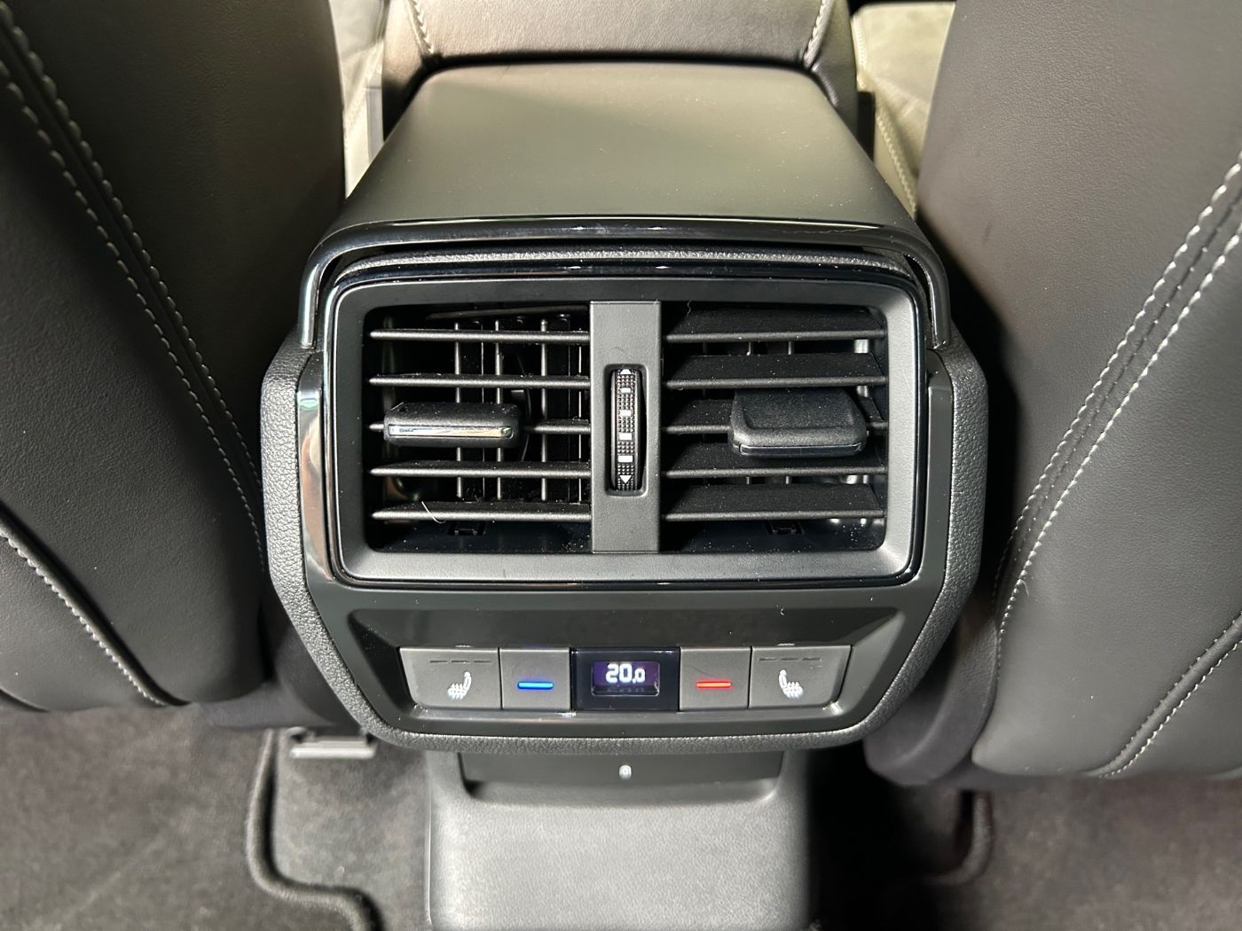 Škoda Kodiaq Sportline 2,0 TDI 4x4 DSG AHK Matrix 360 Bild 17