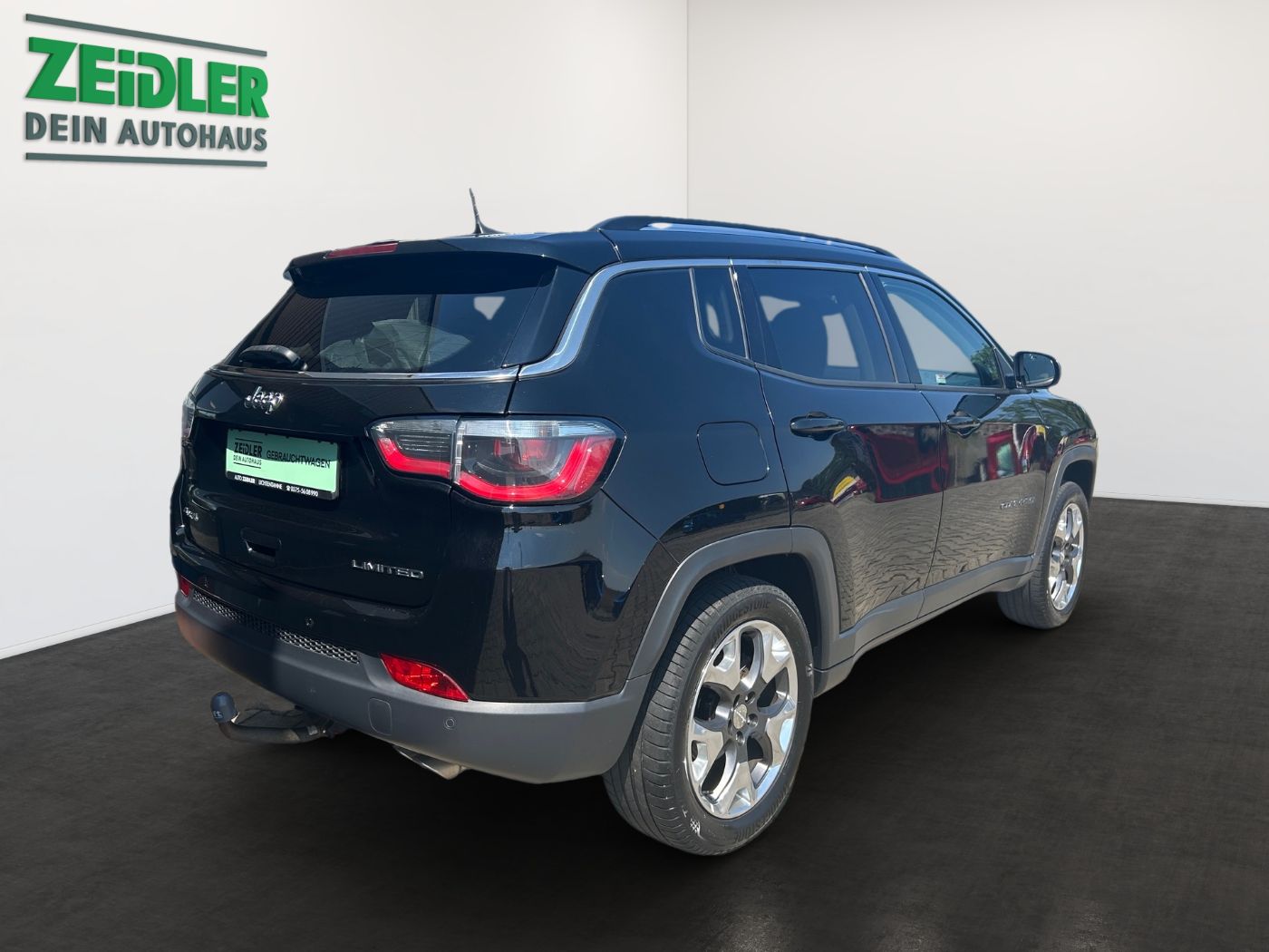 Jeep Compass 2.0 MultiJet Limited AWD AHZV KlimaA ACC Bild 3