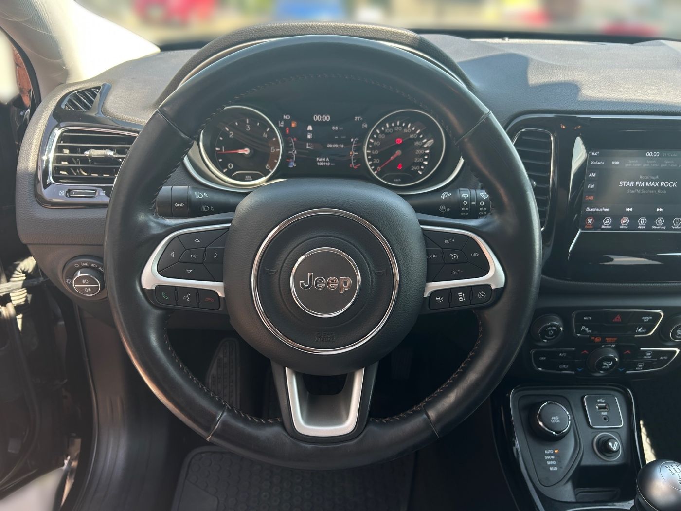 Jeep Compass 2.0 MultiJet Limited AWD AHZV KlimaA ACC Bild 8
