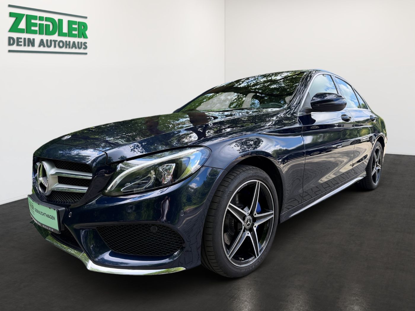 MERCEDES-BENZ C 200 AMG Line LM Navi Pano SportS. ParkAss